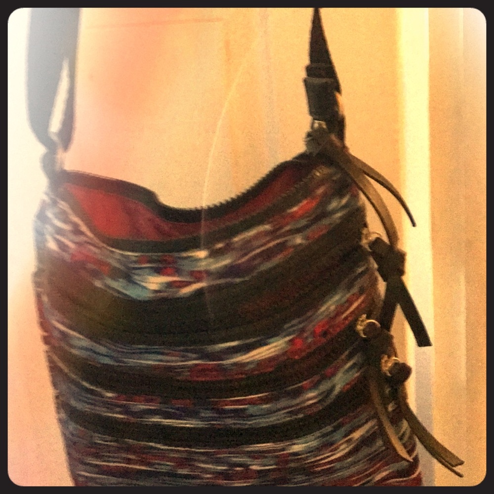 Crossbody handbag